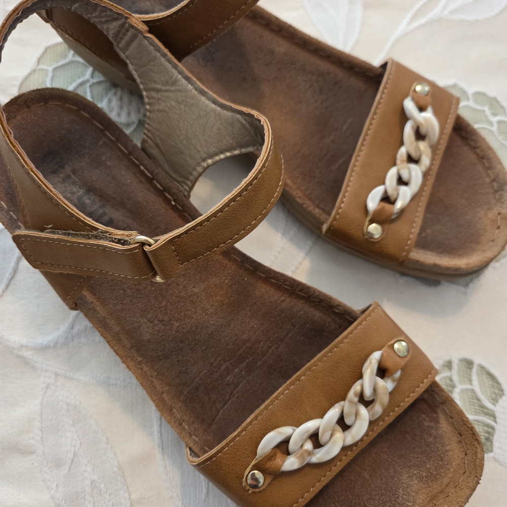 Brown Leather Sandals with Chain Detail